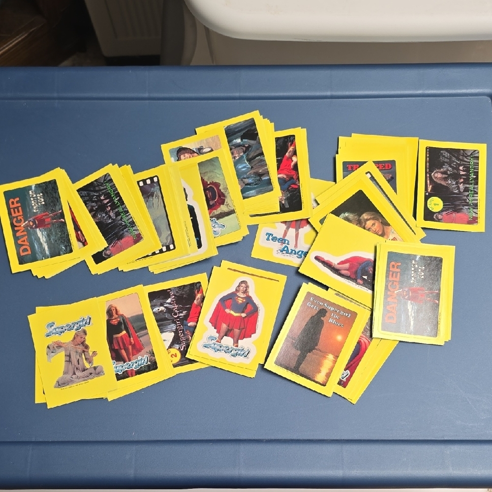 SUPERGIRL Supergirl Movie 1984 Topps Sticker Trading Card Set